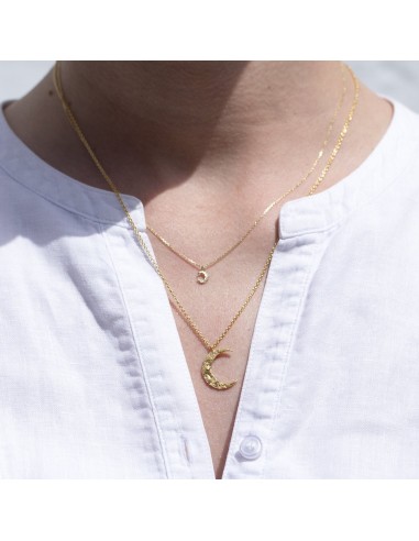 Crescent Moon Necklace une grave pollution 