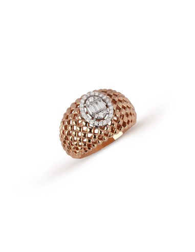 Two-Tone Perforated Diamond Ring français